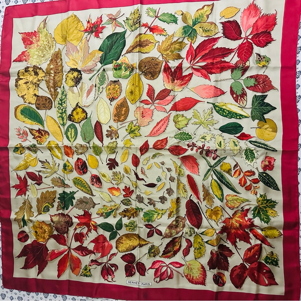 Hermes Autumn Leaves silk 90'